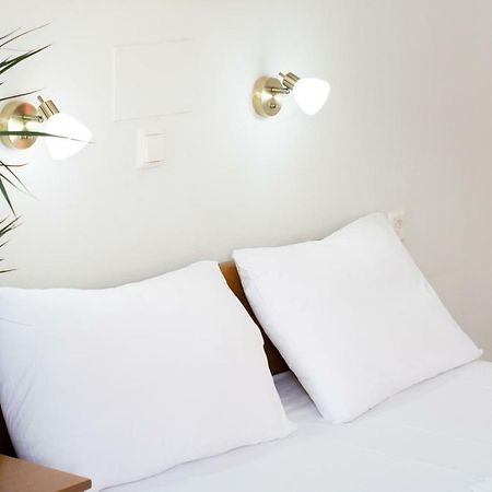 Greta Apartments แอร์ซอนิสซอส ภายนอก รูปภาพ