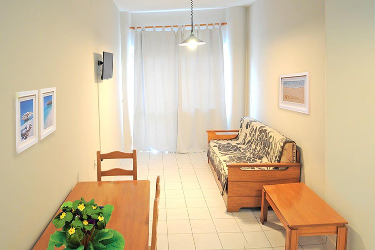 Greta Apartments แอร์ซอนิสซอส ภายนอก รูปภาพ