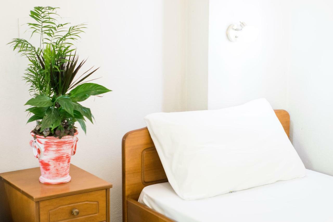 Greta Apartments แอร์ซอนิสซอส ภายนอก รูปภาพ
